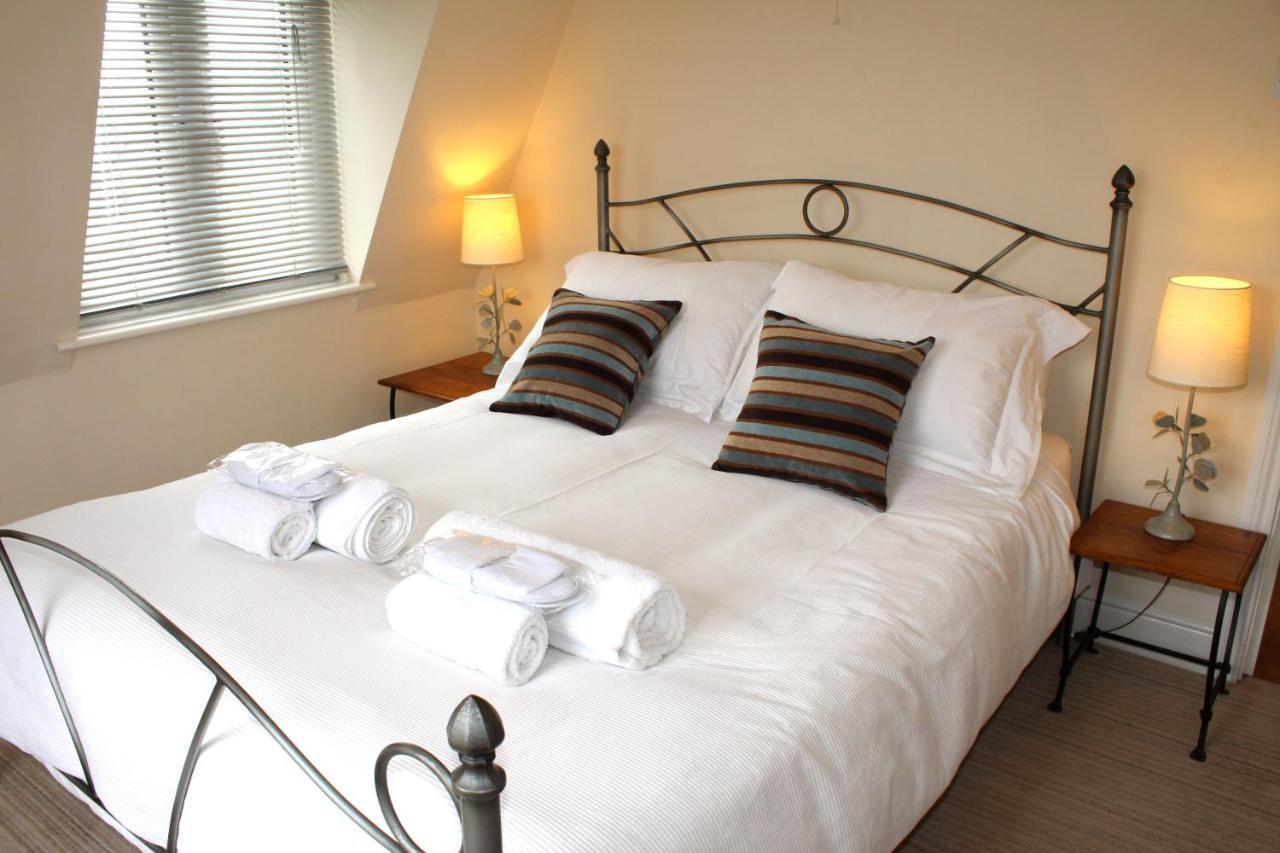 Cotswolds Valleys Accommodation - Exclusive Use Character One Bedroom Family Holiday Apartment Stroud  Luaran gambar