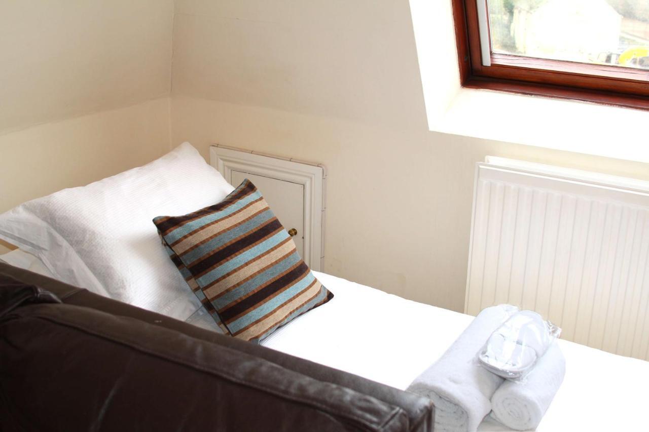 Cotswolds Valleys Accommodation - Exclusive Use Character One Bedroom Family Holiday Apartment Stroud  Luaran gambar